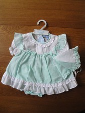 BEBE -Robe vert d'eau 6-9 mois