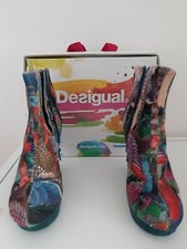 DESIGUAL  Bottines pointure 39