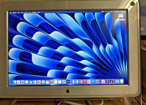 Tested apple cinema - cinema, full