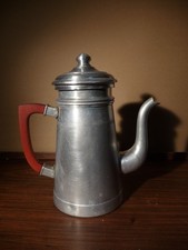 CAFETIERE VINTAGE EN ALUMINIUM