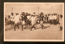 DJIBOUTI  carte postale  cpa   Danse indigène (dans rue )
