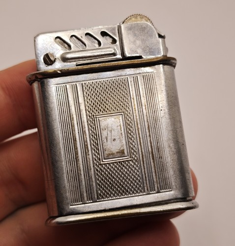 Briquet ancien essence - briquet, a