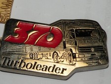 Ancien porte clé métal émail Automobile Renault VI Poids Lourds 37 D TURBOLEADER