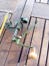 Sertisseur calibre 16 ancien – outil de rechargement cartouches chasse 