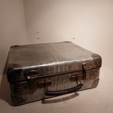 Ancienne petite valise - petite, métal