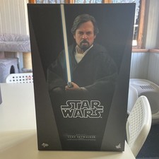 Hot Toys Star Wars Luke