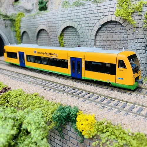 Autorail diesel 650 669-4