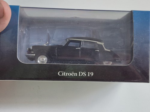 Voiture miniature citroën - miniature,