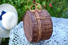 Panier en osier fin vintage pour décor ou rangement tressé à la main