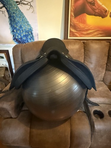 Wintec wide dressage saddle - wintec,