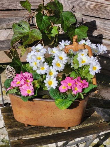 Jardinière avec robinet