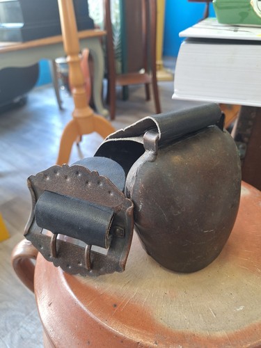 Ancienne grosse cloche - ancienne, de