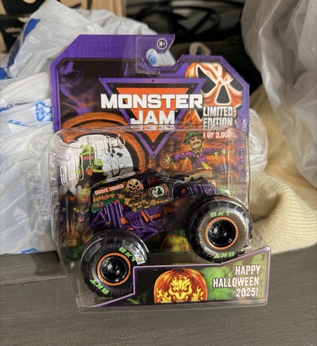 Monster jam grave digger - monster,