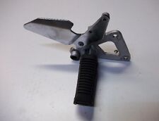 platine repose pied droit de suzuki 500 gse an 1998