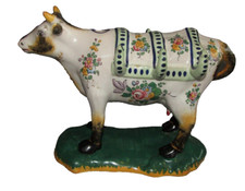 CAVE A LIQUEUR VACHE EN FAÏENCE D' ANGOULEME ROULLET Alfred RENOLEAU h 20cm