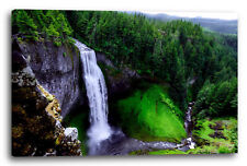 Toile/Cadres Images de la nature Chute d'eau sur le mur de la roche dans le pay