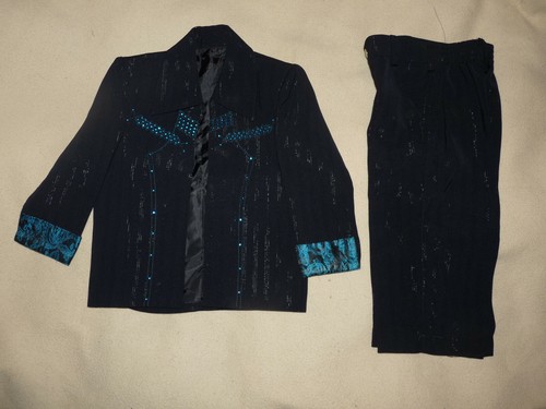 Costume noir brodé bleu - , style