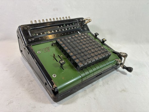 Ancienne machine calculer - ancienne,