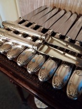 12 Couteaux de Table Décor de Feuillages Orfèvrerie E.B en Métal Argenté