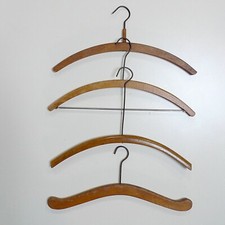 lot de 4 cintres anciens