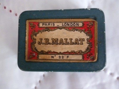 Ancienne boite plumes - ancienne,