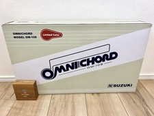 Suzuki OM-108 Red Omnichord