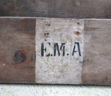 EMA, état major des armées, ancienne caisse en bois, militaire, WW1, WW2, E M A