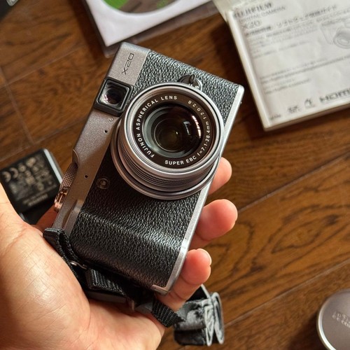 Fujifilm x20 silver console - x20,