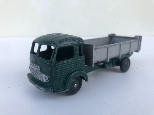 Simca cargo benne dinky - simca, toys
