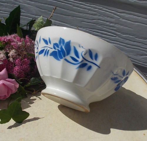 Ancien bol facettes motif - ,