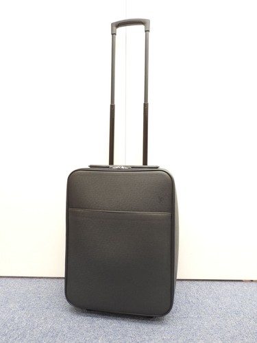 Louis vuitton pegase taiga - vuitton, 50
