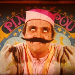 Film pinkie pou le - pou, "le