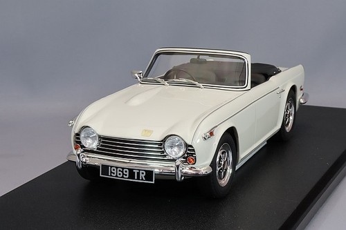 Cult cml0694 triumph - 1/18, tr5