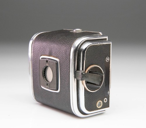 Hasselblad film magazine 24 - film,