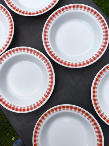 Assiettes creuses - , (lot