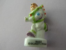FEVES  DISNEY PIXAR -TOY STORY 3 - BUZZ