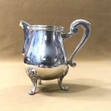 crémier / pot à lait