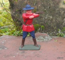 STARLUX POLICE MONTEE