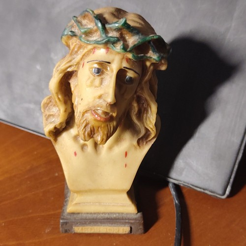 Statue religieuse