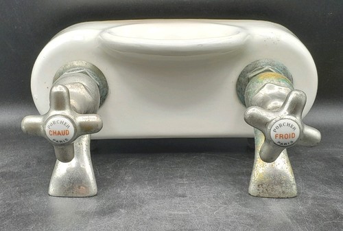 Ancien robinet eau chaude - , et