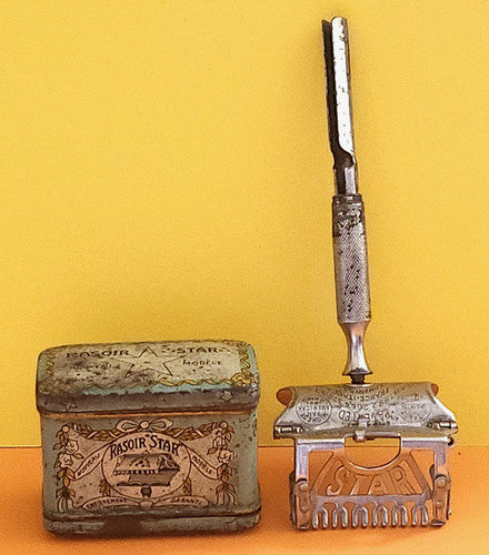 Ancienne boite tole - boite,