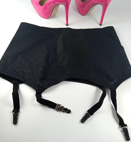 Large sz 32 waist - sz, 42