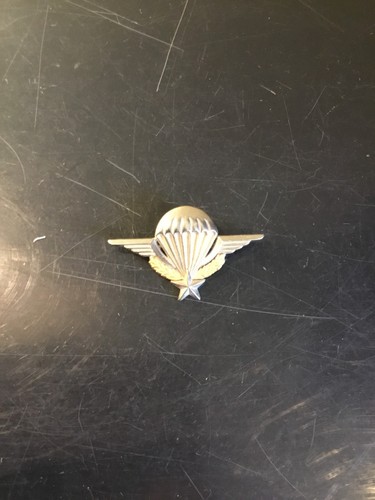 Insigne brevet parachutiste - -,