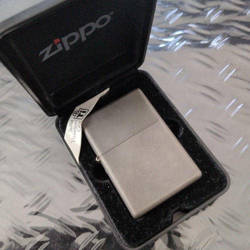 Briquet zippo titane - en, massif
