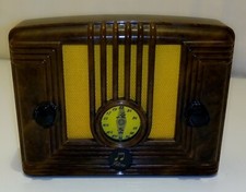 RADIO RETRO EN PLASTIQUE MARRON ECAILLE