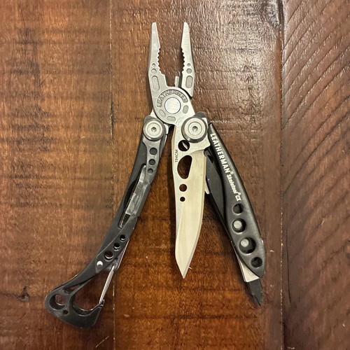 Leatherman skeletool black - leatherman,
