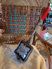Ancien appareil à gaufrier réversible pour croque-monsieur 