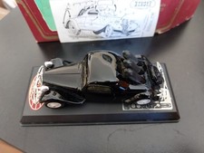 Citroën traction 11 coupe "gazogene" noire réf 516 Elysee échelle 1/43