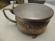 Saucière argenté sur pieds