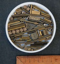 Lot de fers à dorer plaque